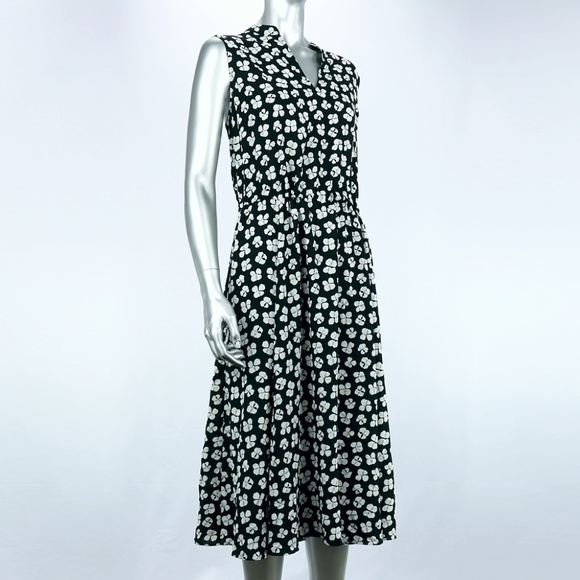 Anne Klein Dresses & Skirts - Anne Klein Sleeveless Flair Dress
